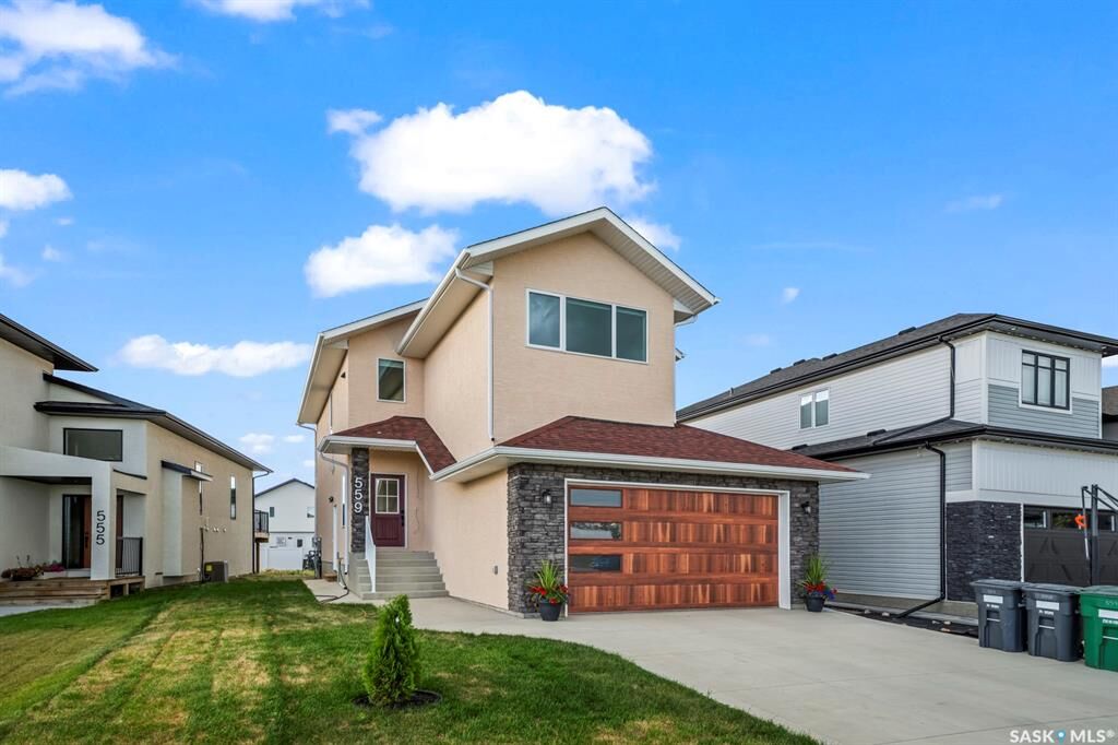 Photo de la propriété:  559 Kalra Street  SK S7W 1E7 