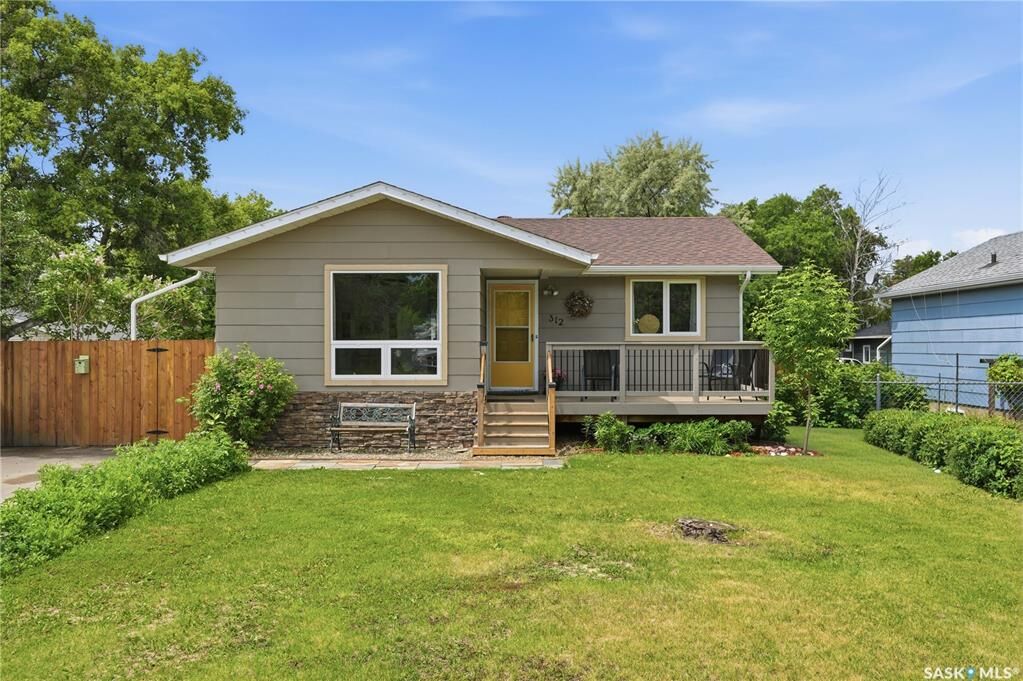 Property Photo:  312 Ash Street  SK S0L 2N0 