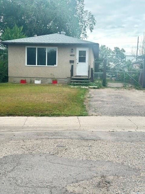 724 Eastview Avenue — photo 1