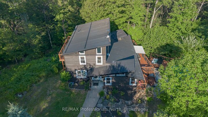 Property Photo: 1756 Brunel Road ON P1H 2J3