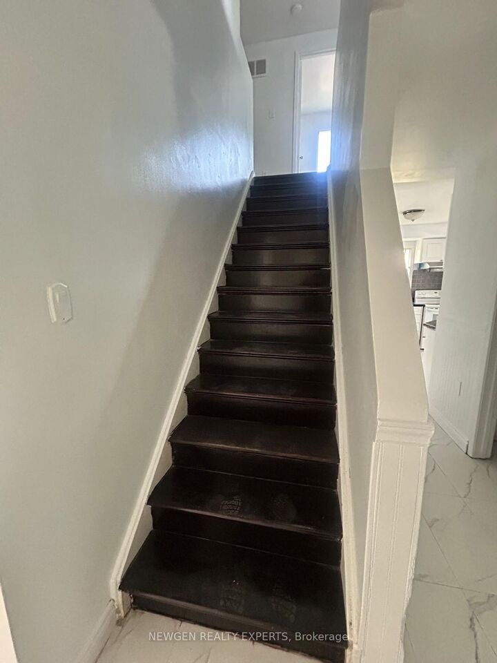Property Photo:  264 John Tabor Trail  ON M1B 2R7 