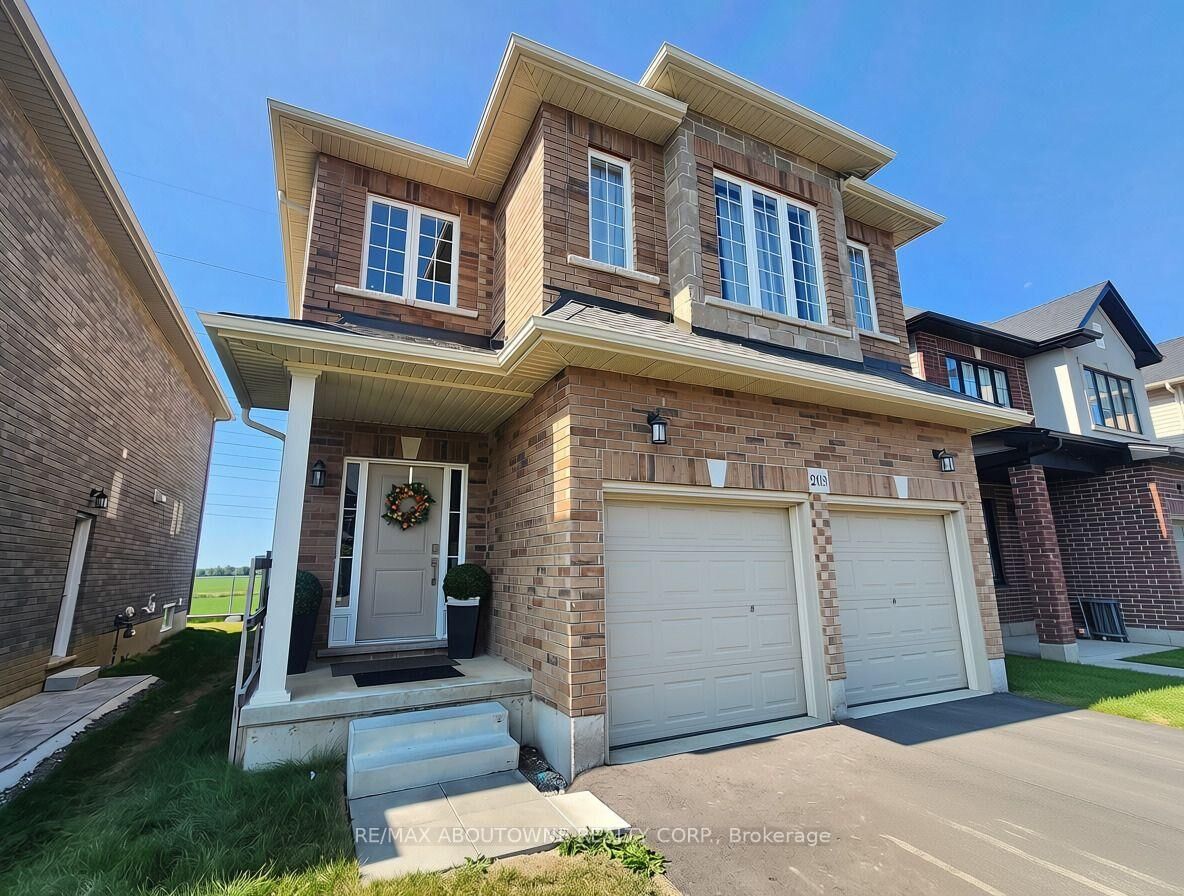 Property Photo:  203 Rockledge Drive Lower  ON L0R 1P0 