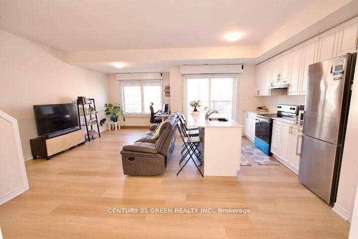Property Photo: 480 Beresford Path 8 ON L1H 0B2