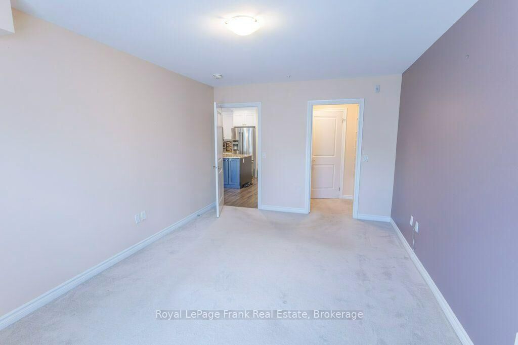 Photo de la propriété: 58 Glenelg Street W 103 ON K9V 0M9