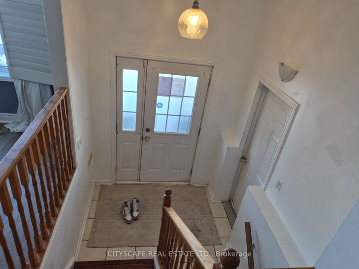Property Photo:  60 Castlewood Place  ON N1R 8K6 