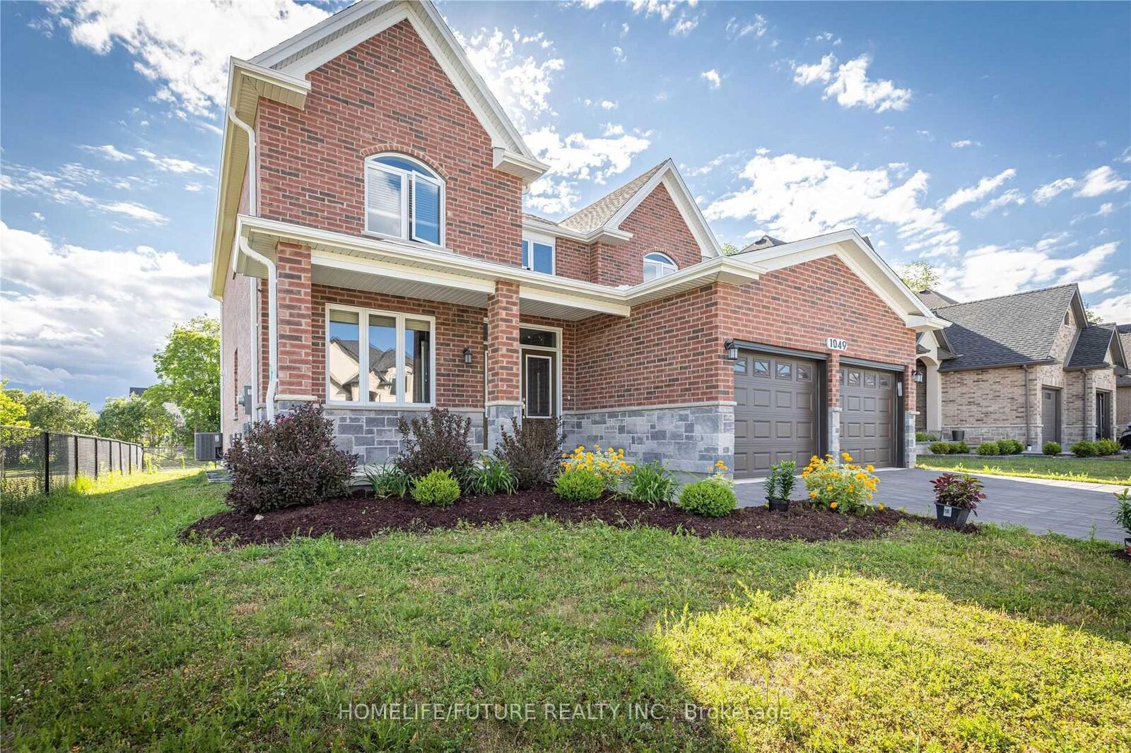 Property Photo:  1049 Melsetter Way  ON N6G 5C7 