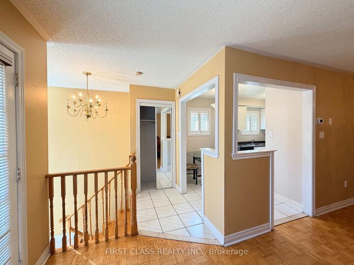Property Photo:  5323 Red Brush Drive Upper  ON L4Z 3Z5 