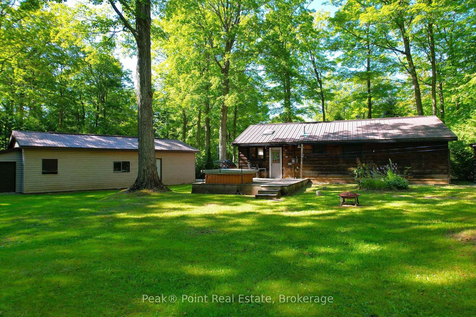 Property Photo:  46 Mapleport Crescent  ON N0H 2G0 