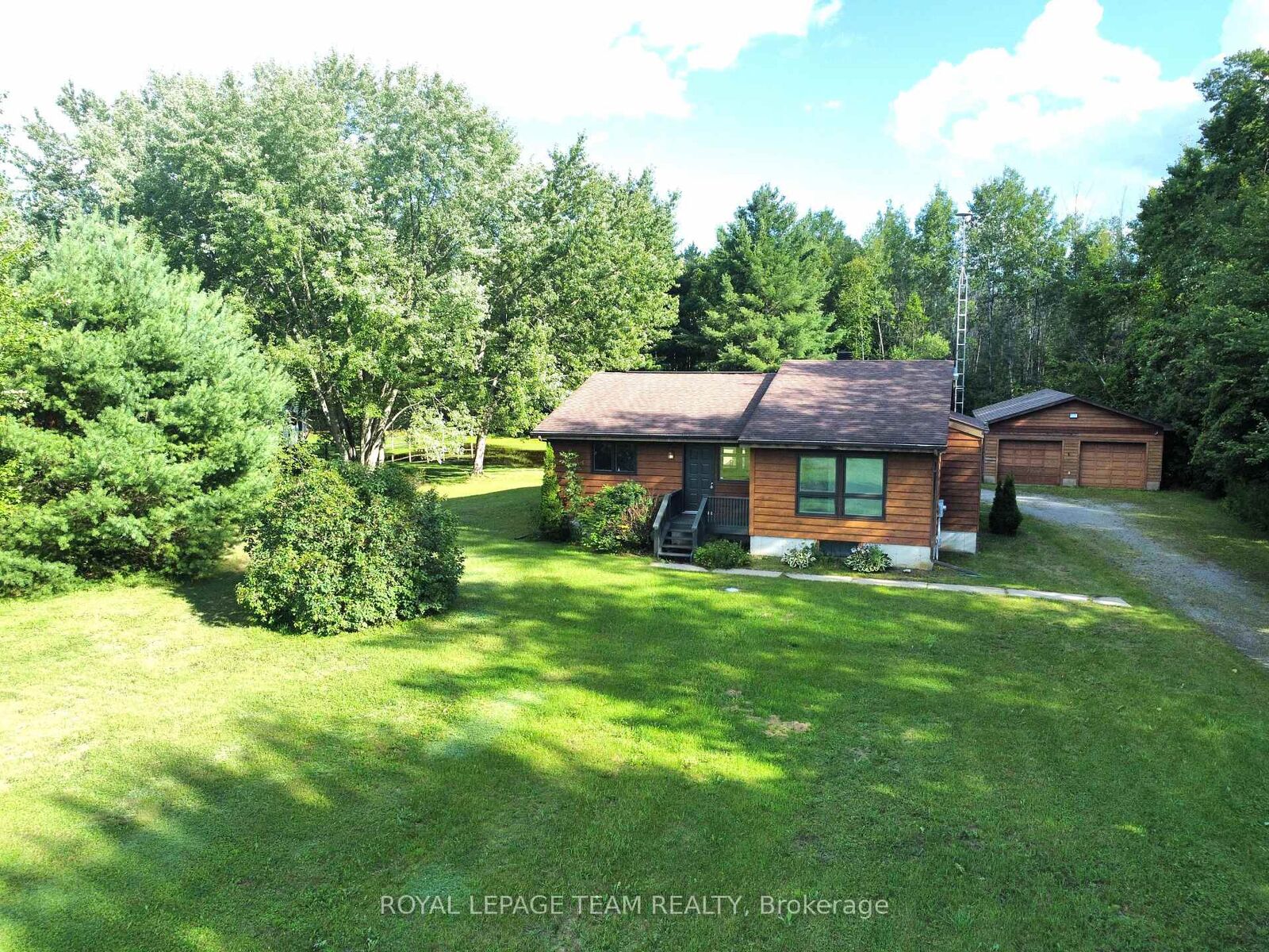 Property Photo: 1921 Hyndman Road N ON K0E 1X0