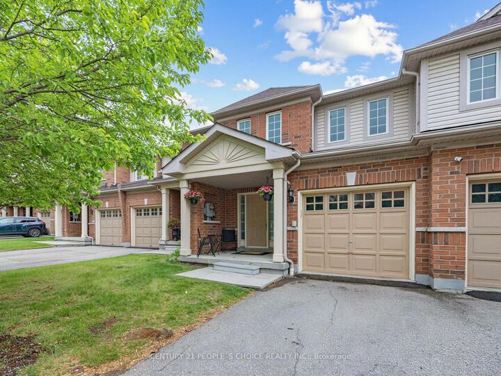 Property Photo: 6035 Bidwell Trail 62 ON L5V 3C9