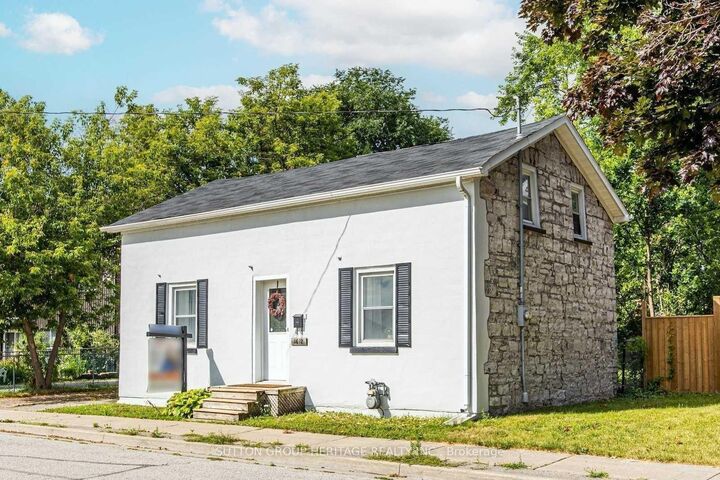 1612 Dufferin Street — photo 1