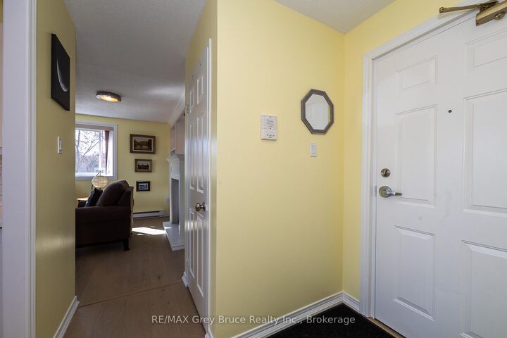 Property Photo:  850 6th Street E 502  ON N4K 6T7 