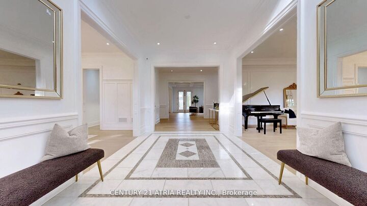 Property Photo: 111 Lake Woods Drive ON L4A 1P1