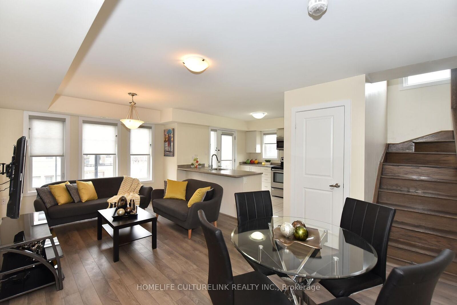 Property Photo: 100 Parrotta Drive 89 ON M9M 0B5