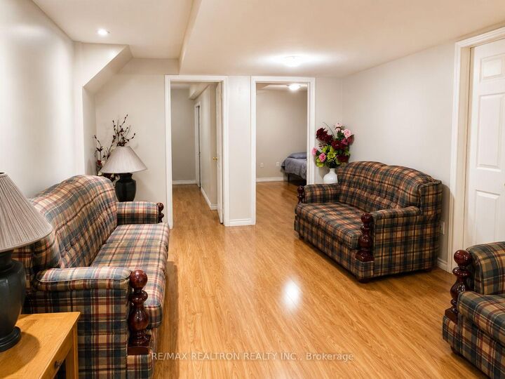 Property Photo: 50 Beulah Drive Basement ON L3S 3N2