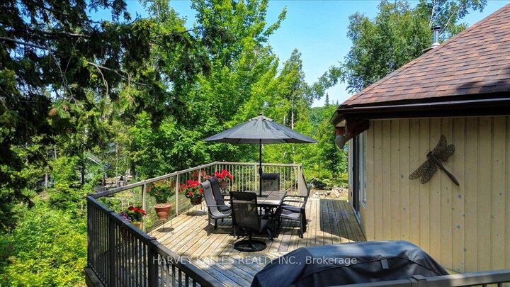 Property Photo:  321 Maple Landing Lane  ON K0L 1W0 