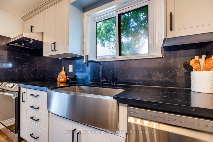 Property Photo: 801 Gordon Street ON L1H 4V8