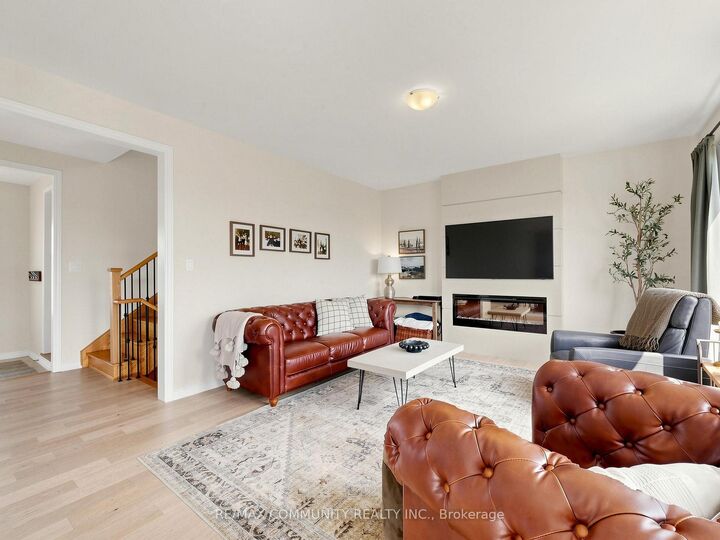 Property Photo: 98 Golden Meadows Drive ON K9J 0K8