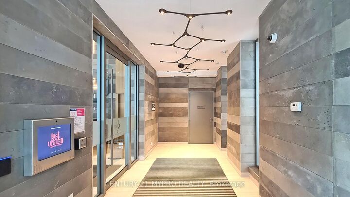 Property Photo:  120 Parliament Street 404  ON M5A 0N6 