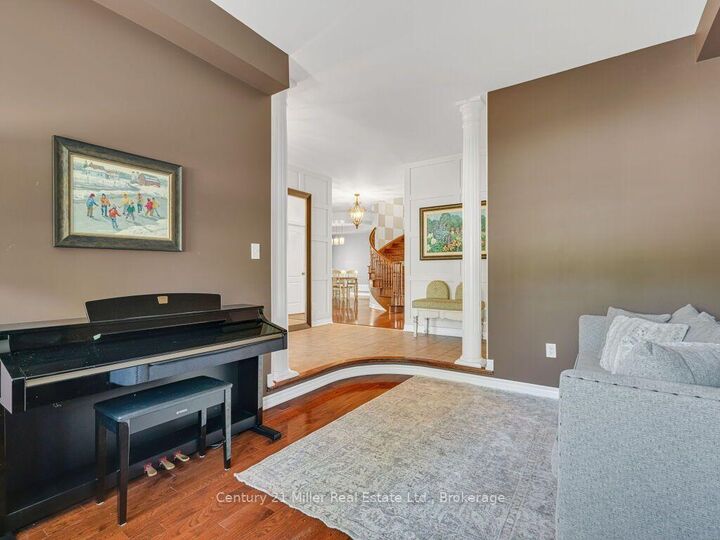 Property Photo: 2380 Gladacres Lane ON L6M 0G4