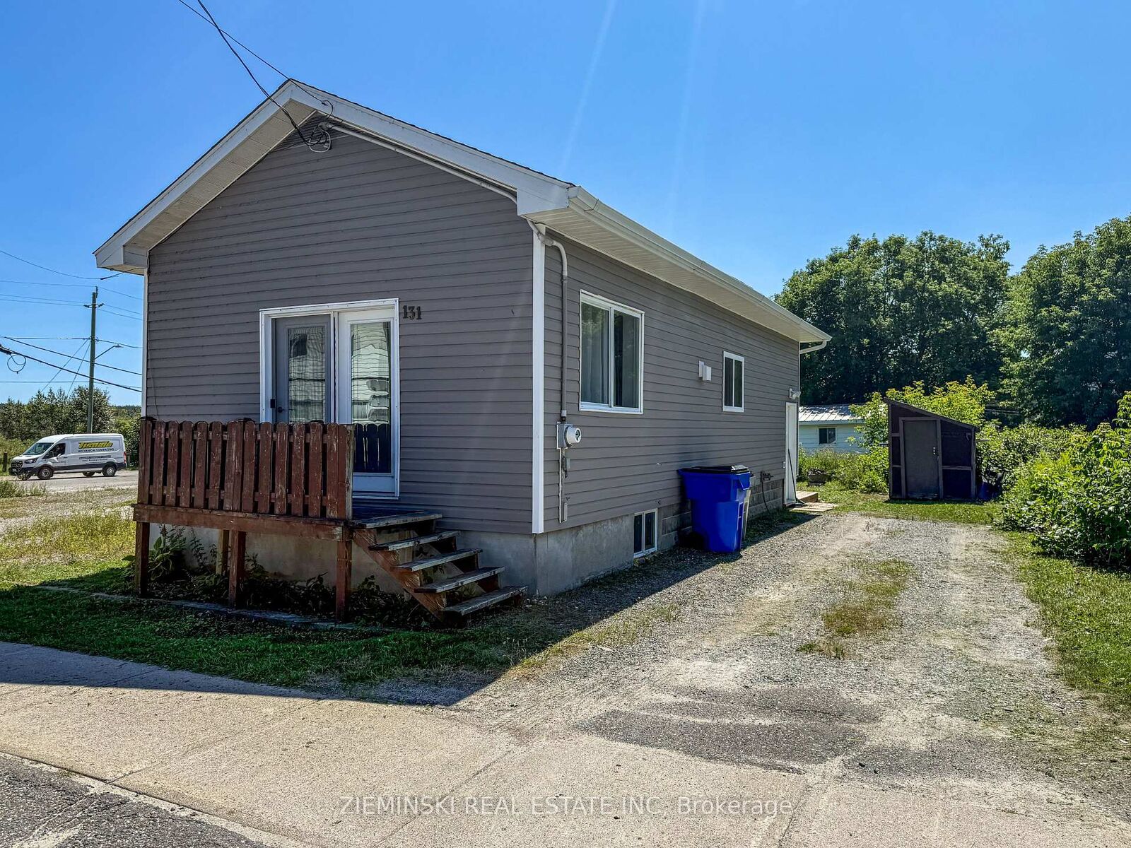Property Photo:  131 Golden Avenue  ON P0N 1H0 