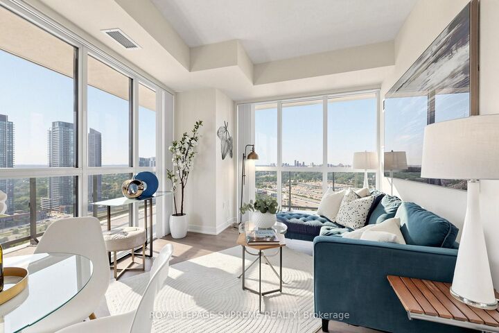 Property Photo: 38 Annie Craig Drive 2708 ON M8V 0A8