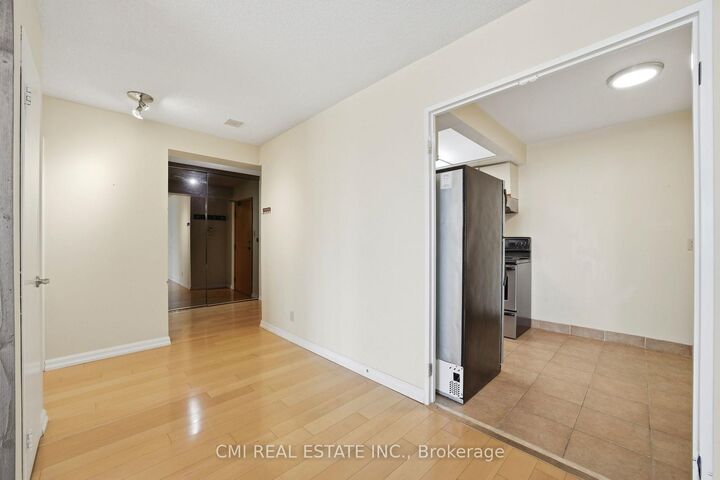 Property Photo: 215 Wynford Drive 2307 ON M3C 3P5