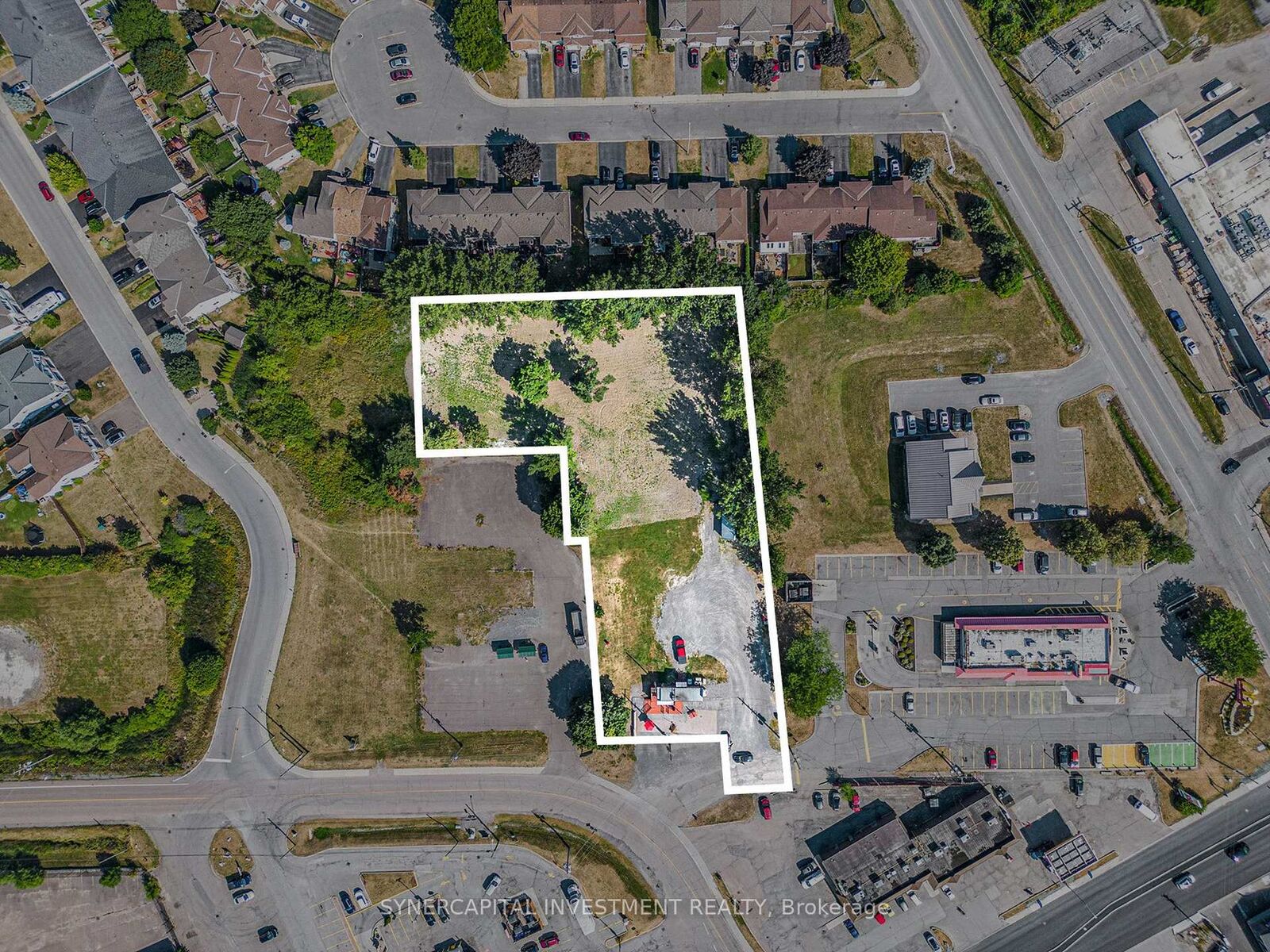 Property Photo:  31 Staye Court Drive  ON K7S 0E8 