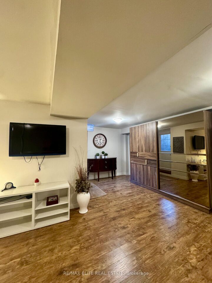 Property Photo:  169 Larratt Lane Basement  ON L4C 0E8 