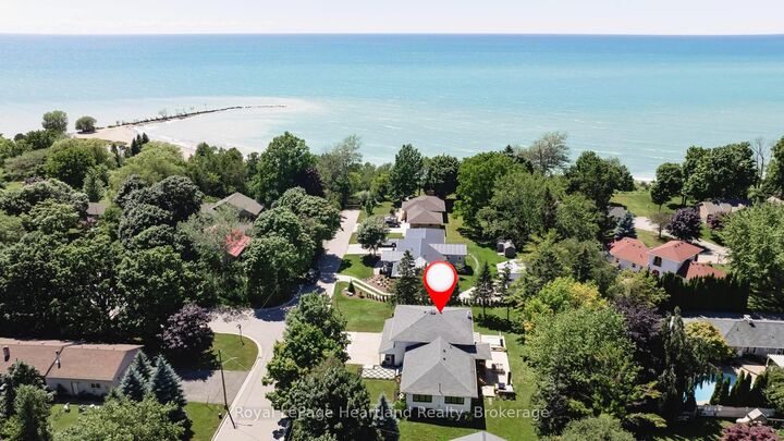 Property Photo: 238 Bennett Street W ON N7A 1X9