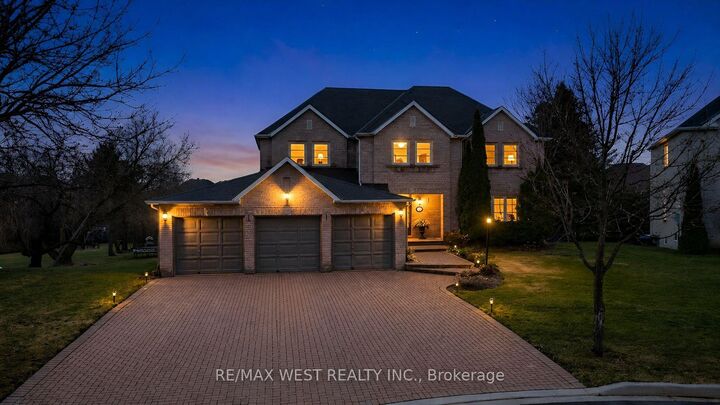 93 Fern Valley Crescent — photo 1