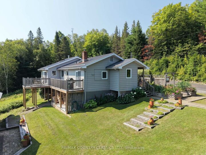 888 Wilno South Road S — photo 1