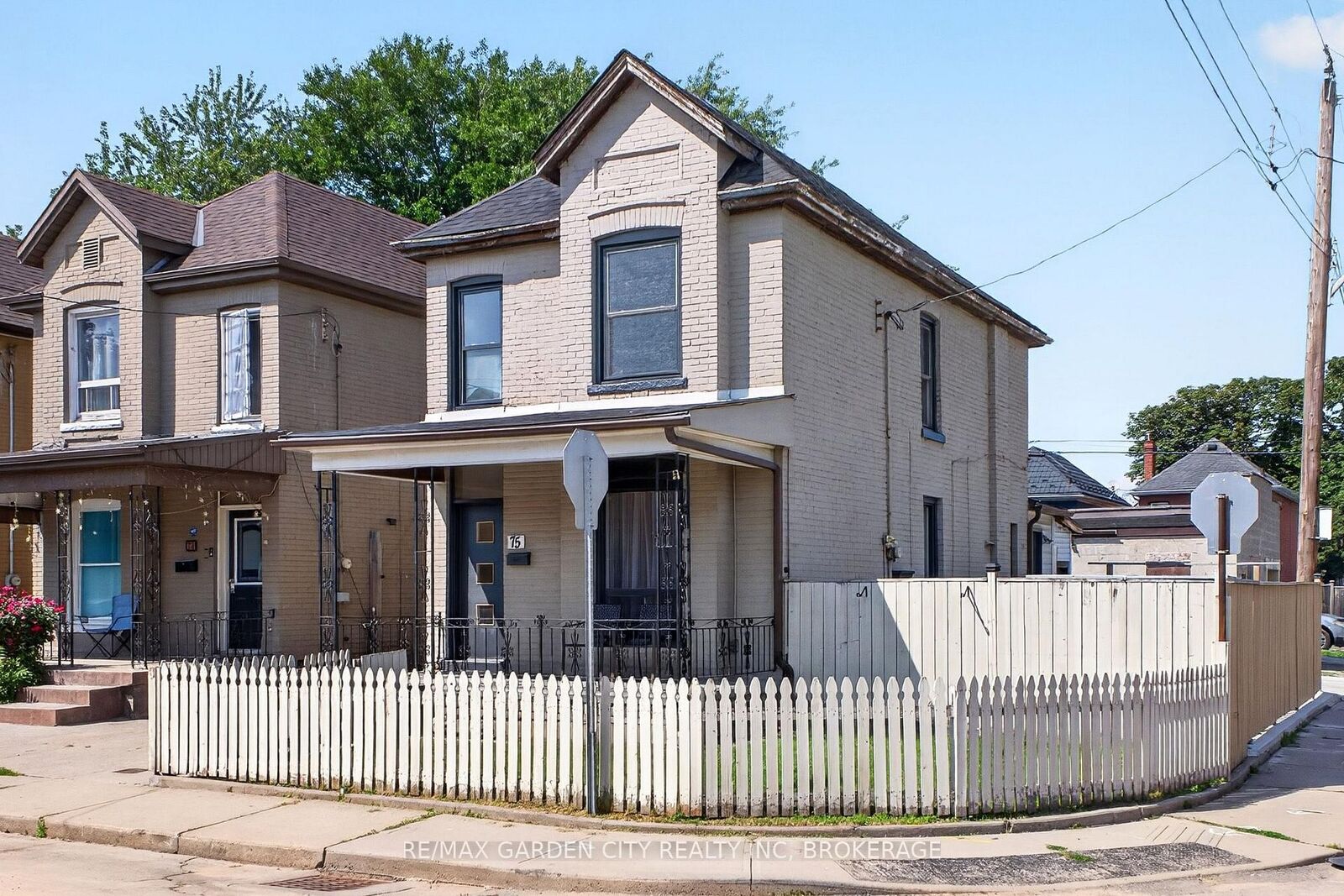 Property Photo:  75 Keith Street  ON L8L 3S2 