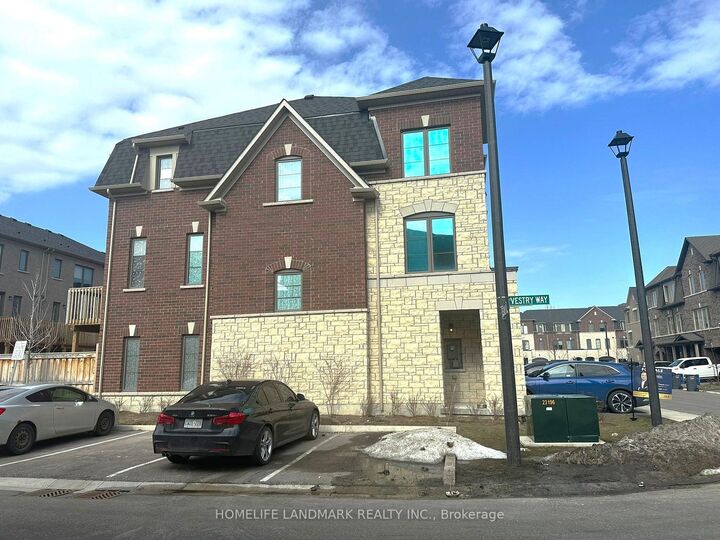 Property Photo: 18 Lavinia Road ON L6P 4N8
