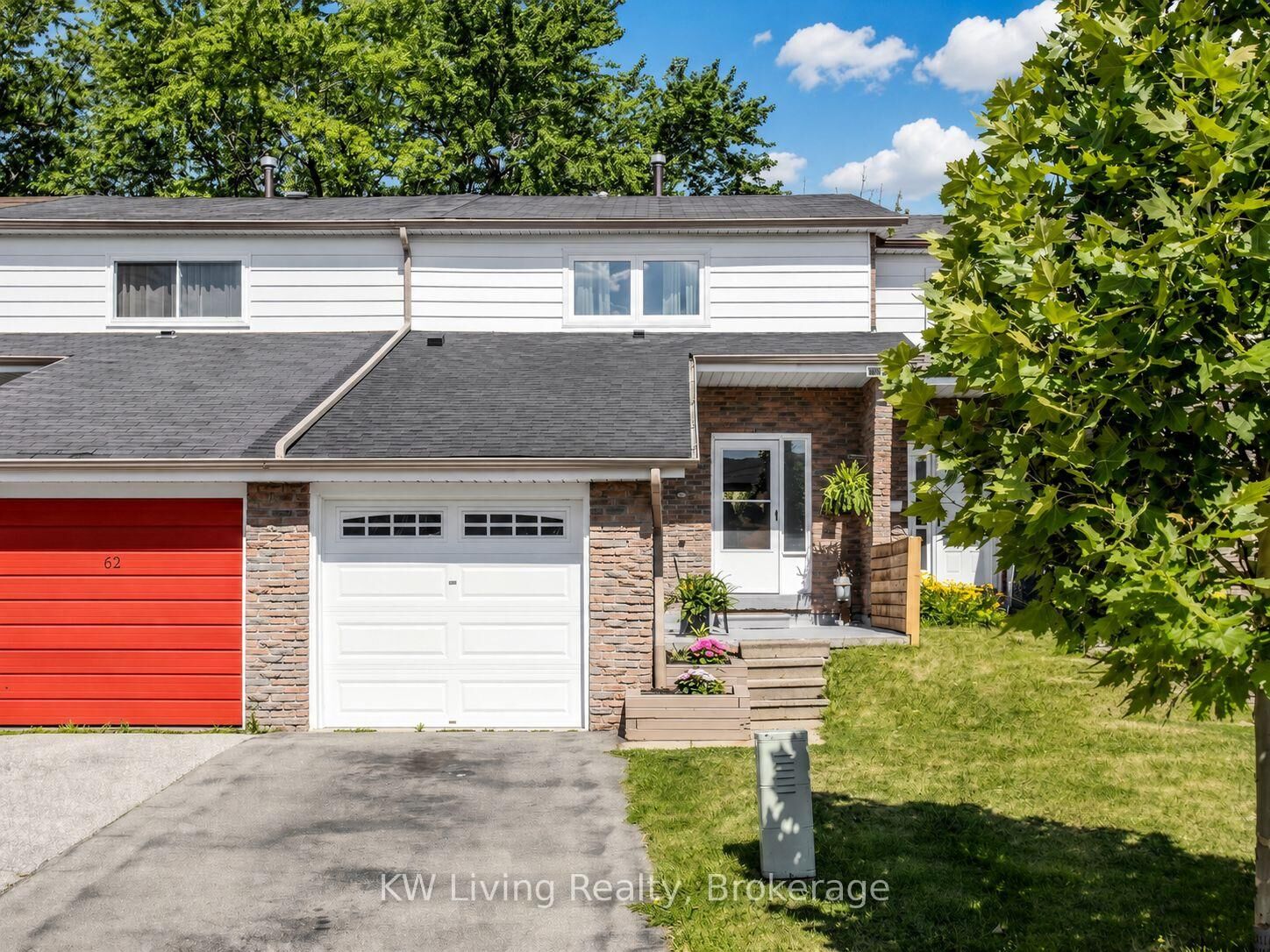 Property Photo: 64 Burkwood Crescent ON M1B 1P1
