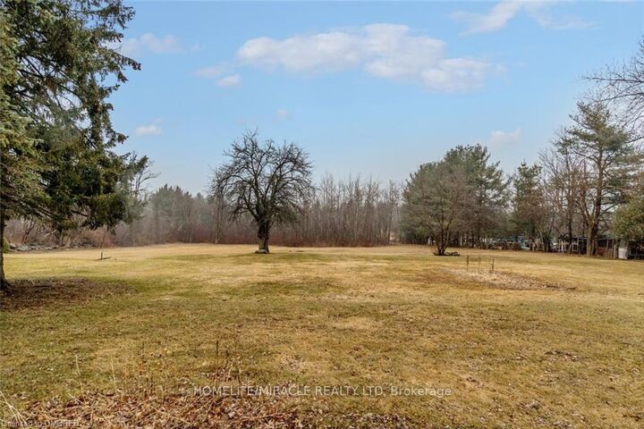 8337 Guelph Line — photo 1