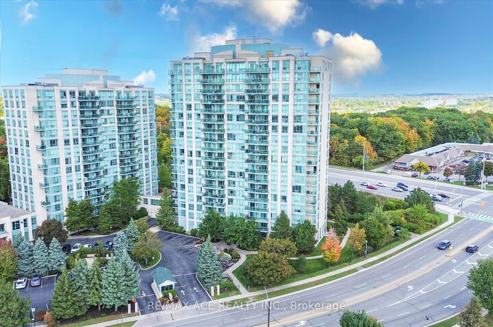 Property Photo: 2545 Erin Centre Boulevard 1803 ON L5M 6Z9