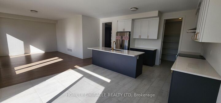 Property Photo:  30 Hummingbird Grove  ON L0G 1W0 