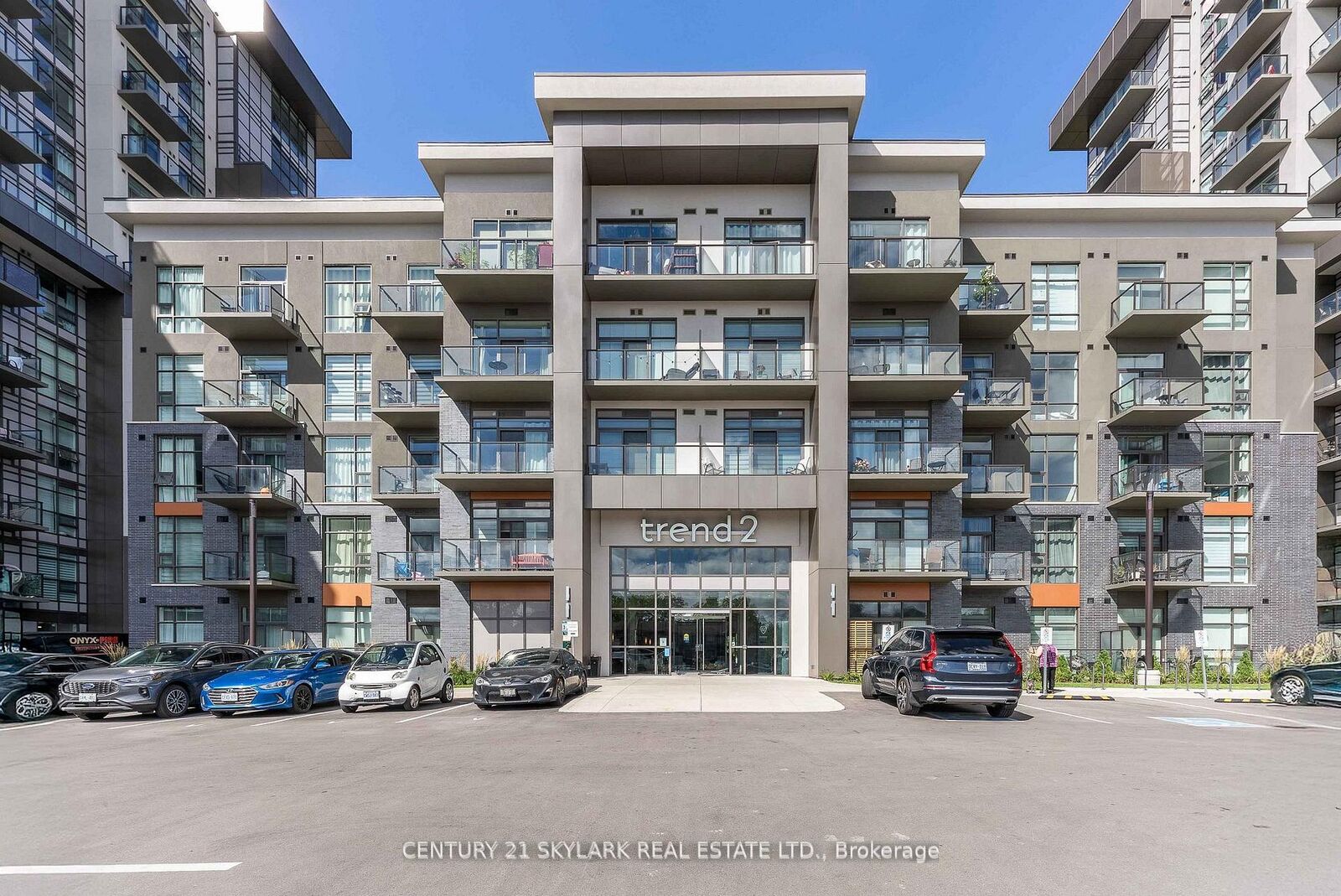 Property Photo:  460 Dundas Street E 701  ON L8B 2A5 