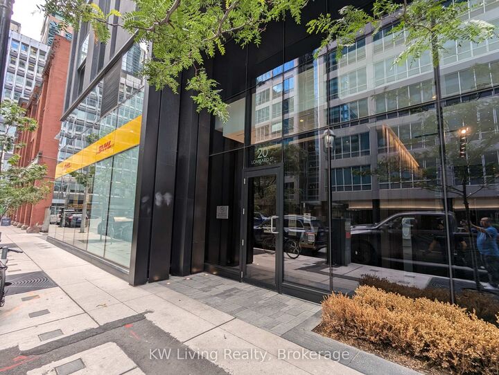 Photo de la propriété:  20 Lombard Street 3714  ON M5C 0A7 