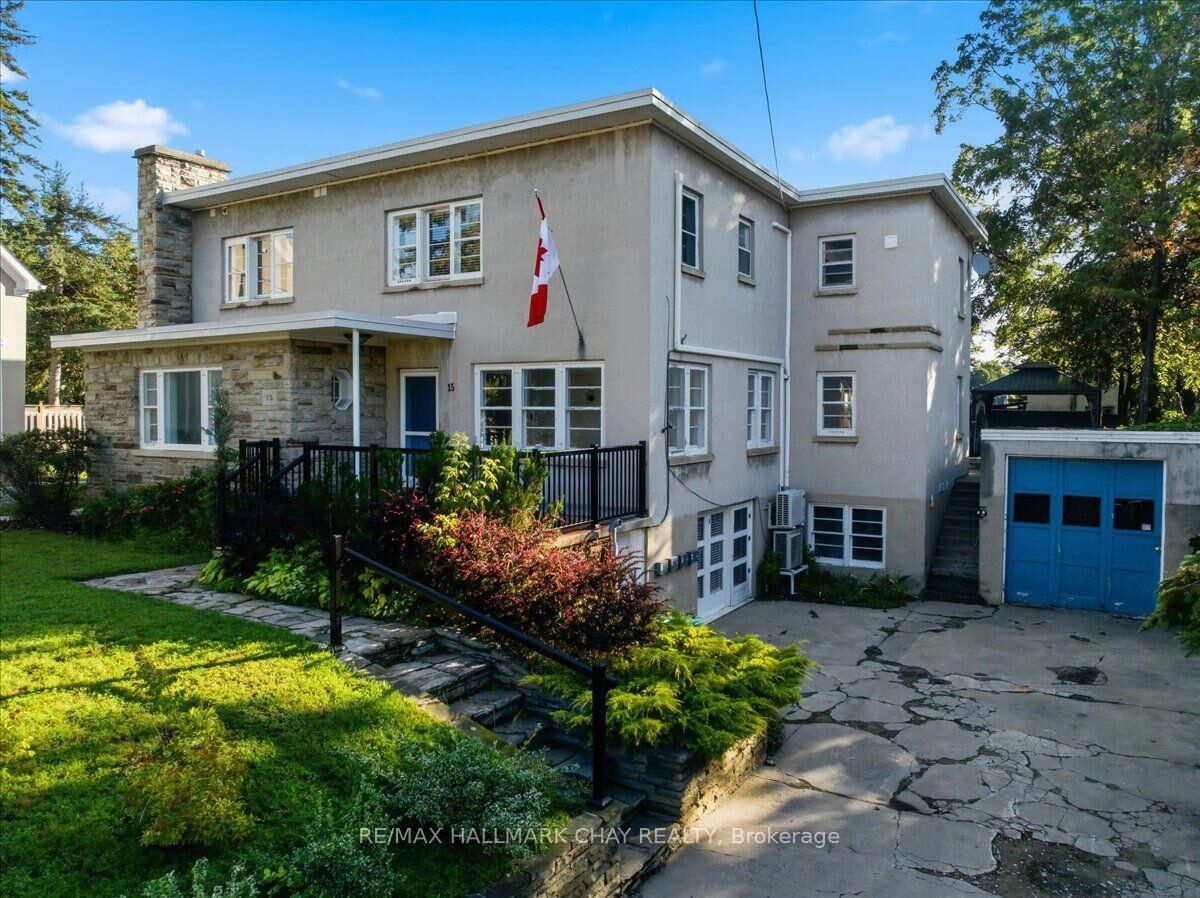 Photo de la propriété: 15 Parkside Drive 2 ON L4N 1W7