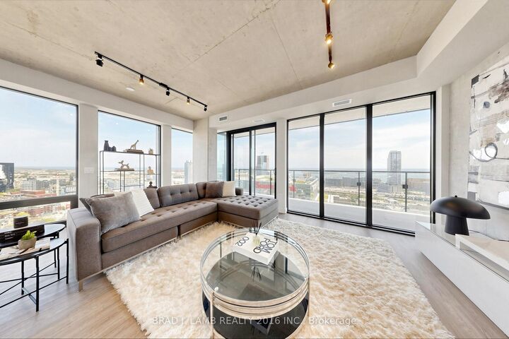 Property Photo: 284 King Street E 2901 ON M5A 1K4