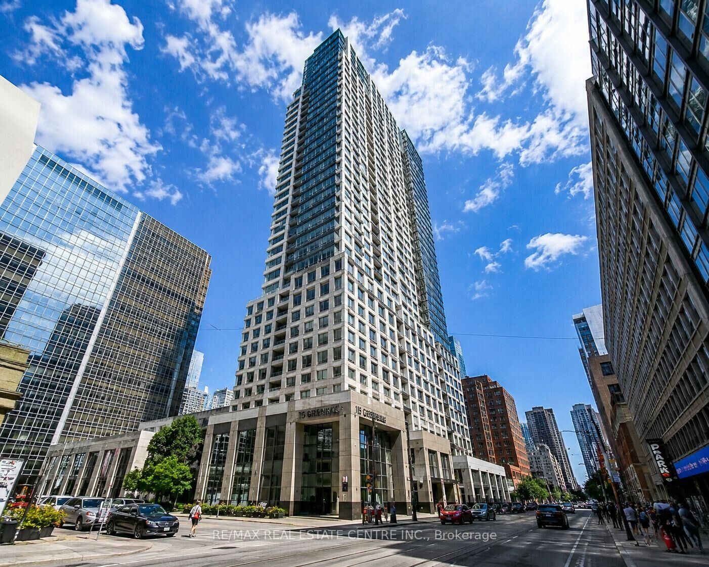 Property Photo: 15 Grenville Street 4710 ON M4Y 1A1