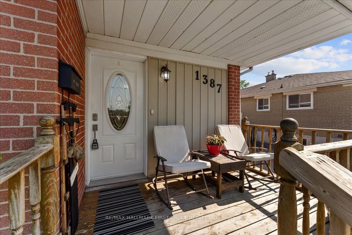 Property Photo:  1387 Tatra Drive  ON L1W 1K7 