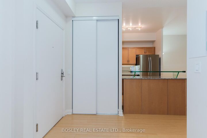 Photo de la propriété:  220 Victoria Street 803  ON M5B 2R6 
