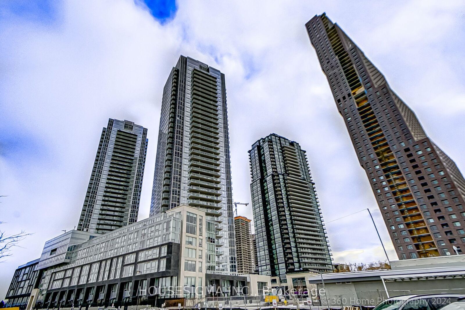 Property Photo: 2916 Highway 7 Road W 3105 ON L4K 0K6