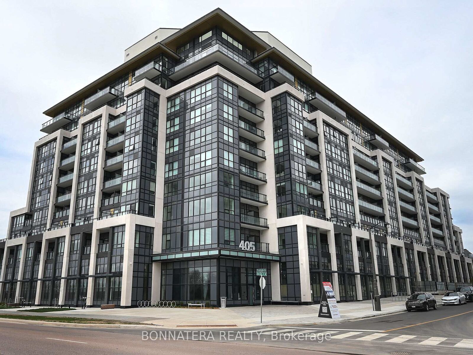 Property Photo:  405 Dundas Street W 319  ON L6M 5P9 