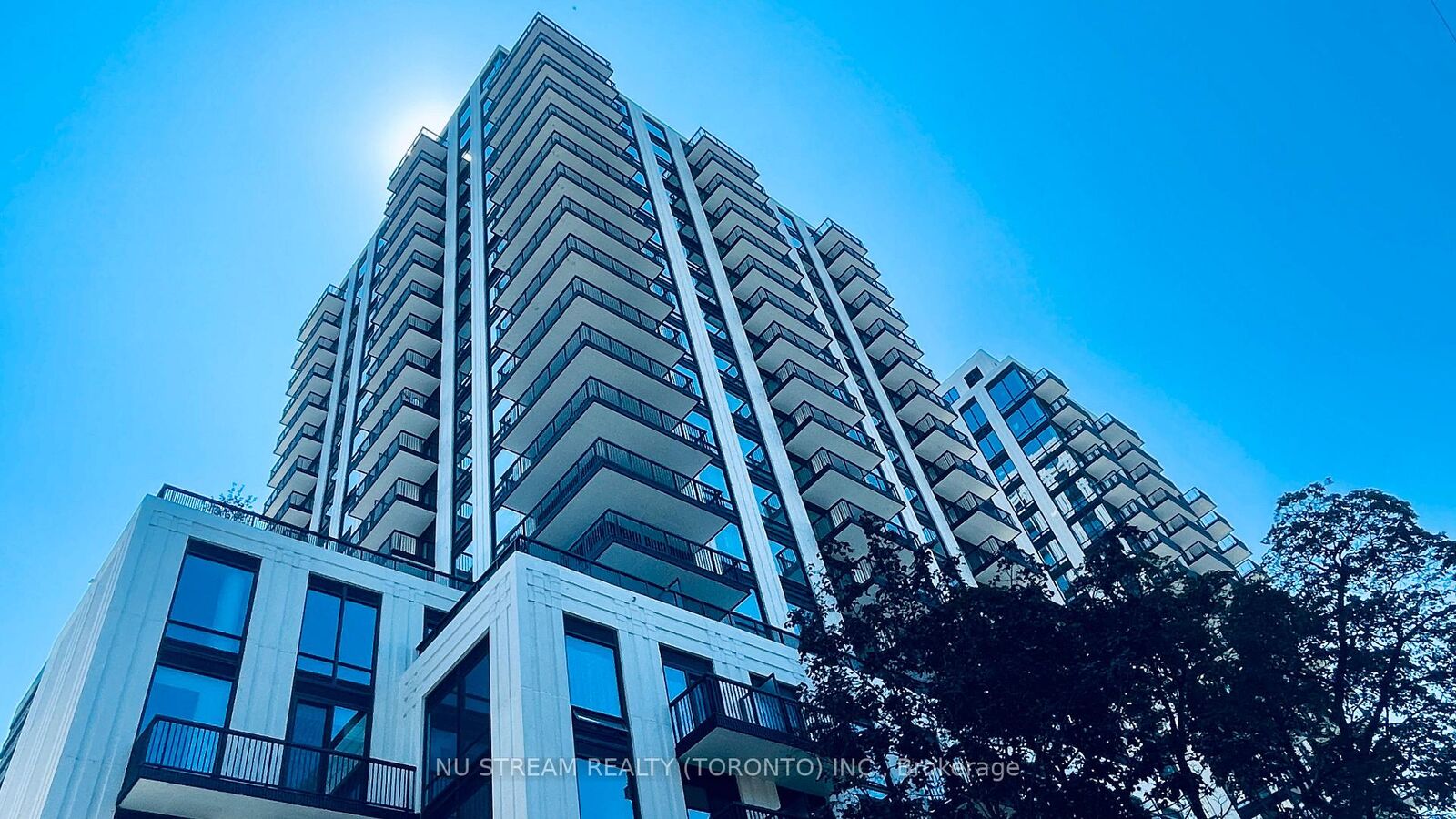 Property Photo: 91 Montclair Avenue 1502 ON M5P 0B1