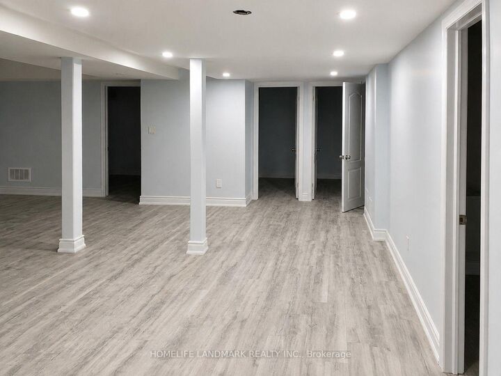Property Photo: 24 Oranmore Crescent ON L6X 0J9