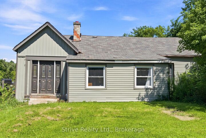 Property Photo:  916 King George Street  ON L0A 1C0 